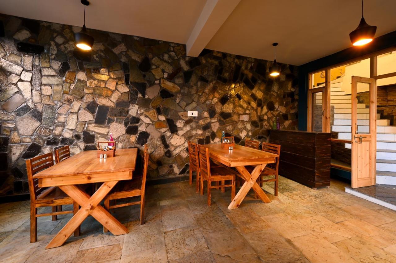 Zostel Dobhi, Manali Hostel Nagar  Buitenkant foto